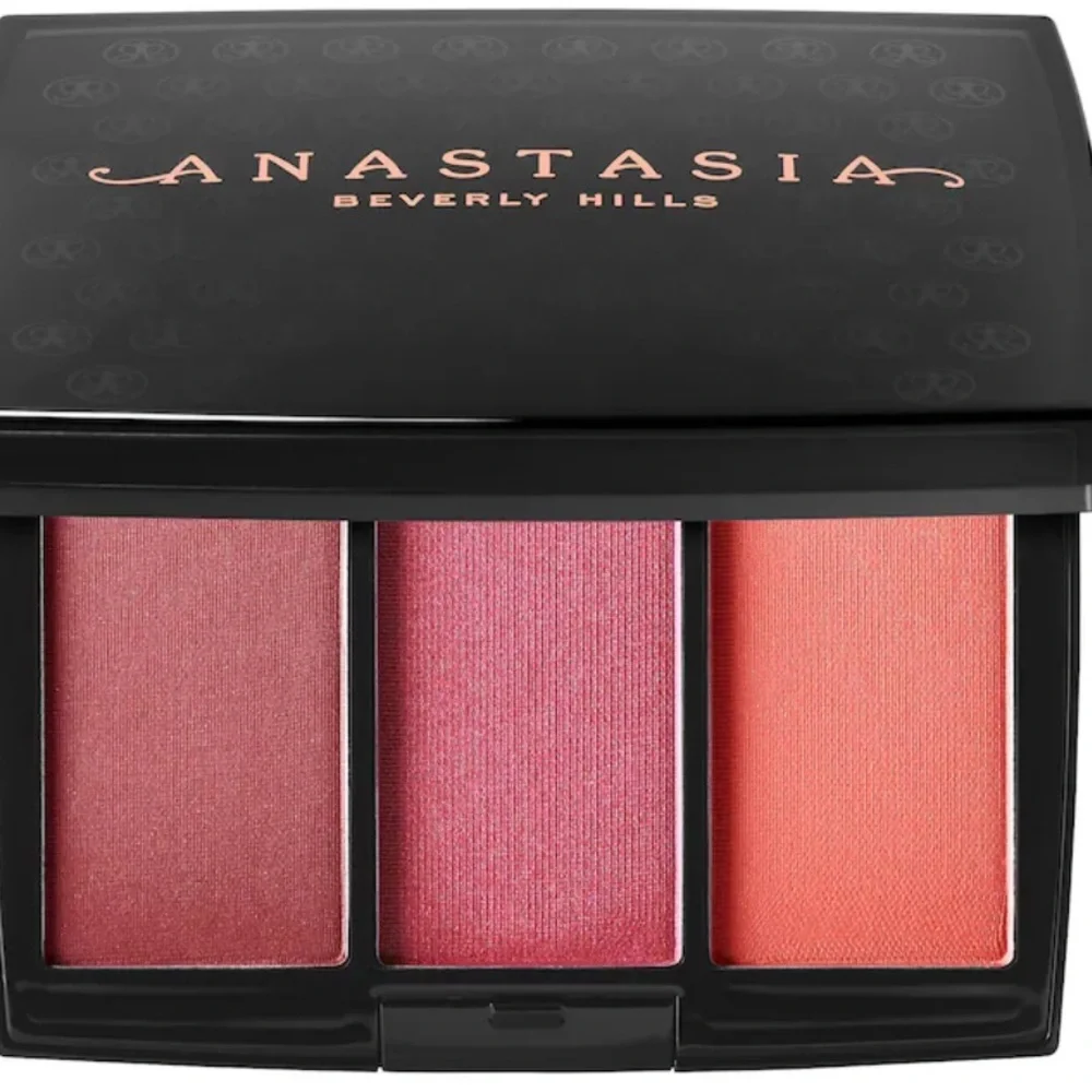 ANASTASIA BEVERLY HILLS Blush Trio In Berry Adore